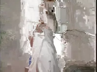 الكسيس آدامز ، مرسيدس كاريرا فلم سكس ليلى علوي ، سيث غامبل في حفلات الزفاف المشاغب