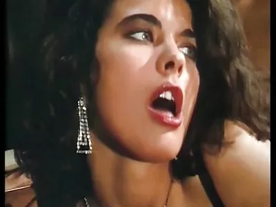 مبتدئ شقراء يحصل على فيديو الوجه (إيقاع لوكس) فيلم سكس ليلى