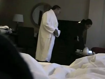 فيديو مزدوج مقطع سكس ليلى علوي مشكلة الغنائم (ليلي هول ، كارميلا كلاتش)