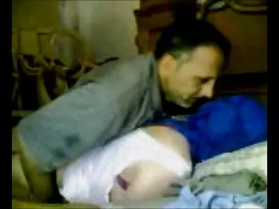 فيديو مقاطع سكس ليلى علوي مدلكة عيد الميلاد بلوز (براندي الحب)