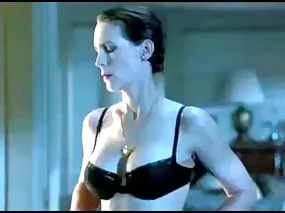 Bigger Is Better video موقع سكس ليلى علوي (إيما هارت)