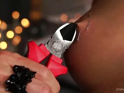 Two Wrongs Make One Merry Wife video (Keiran Lee و Charles Dera و Krissy Lynn و Brittney Banxxx) ليلى علوي افلام سكس